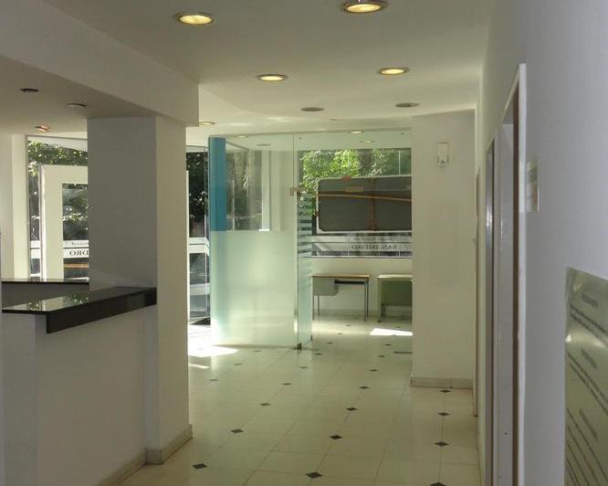 Centro Medico de 1200 m² en San Isidro - Edificio en Block! 5