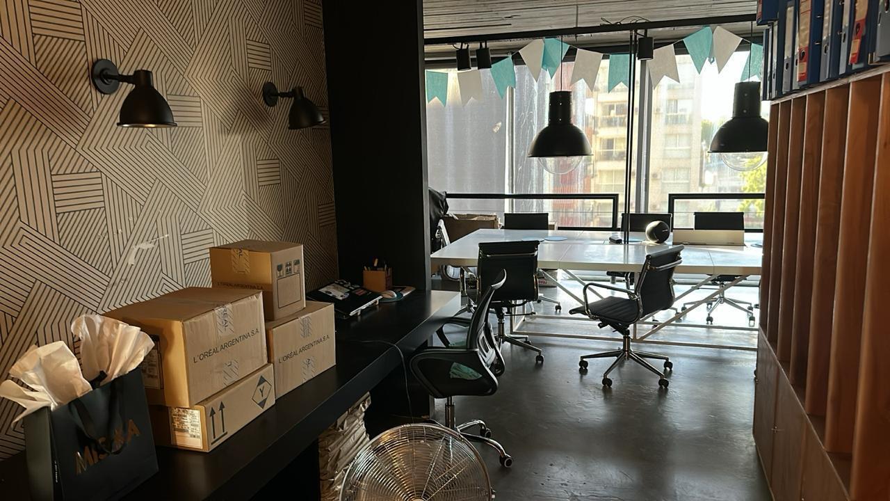 Piso de oficina de 135m2 en el corazon de Palermo Hollywood - Con renta o sin -