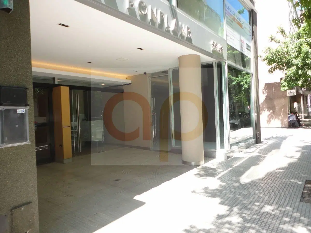 U$S 175.000 - Oficina 54m2 - Cochera fija cubierta - Bonpland 2300 (AlT) 2