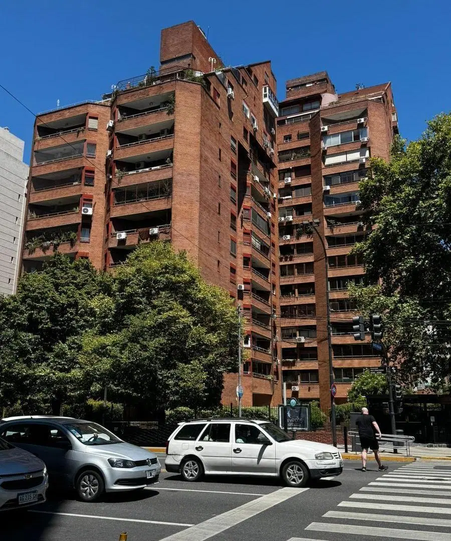 U$S 1500 - 3 amb con cochera - Libertador 6200 - Belgrano 1