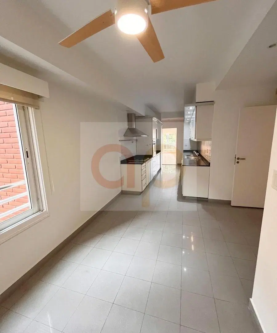 U$S 5.700 (incluye expensas y ABL)- 5 amb - 2 Cocheras 5