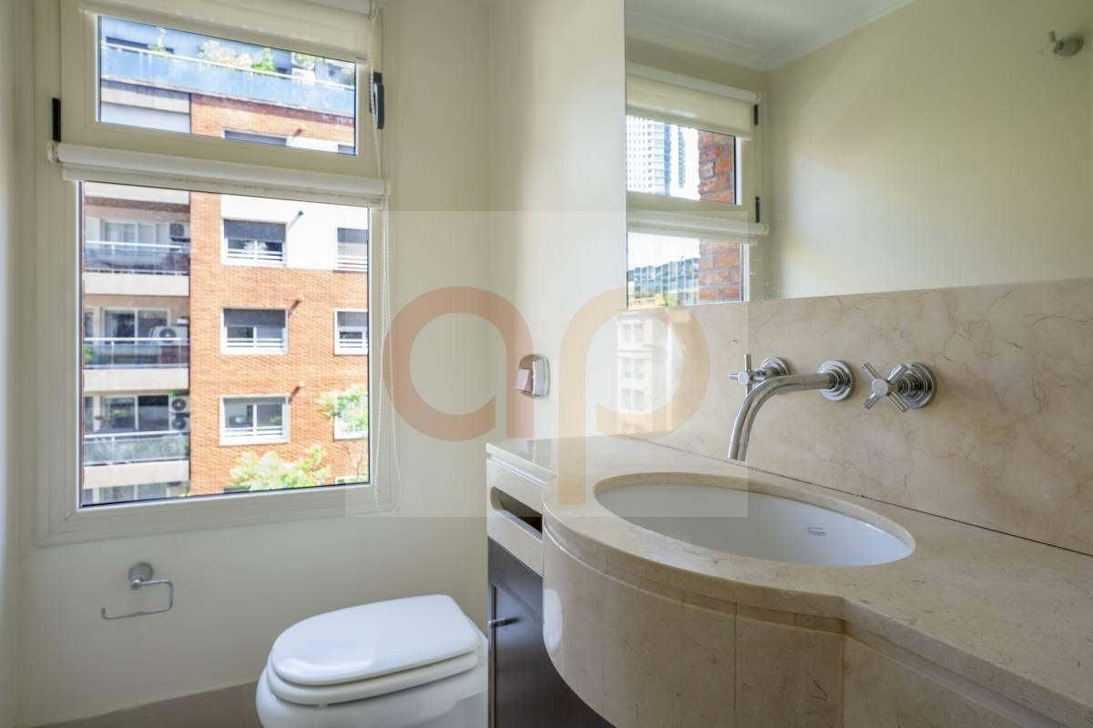 Foto de U$S 540.000 - 3 amb cochera y baulera - Puerto Madero - Juana Manso, imagen 3