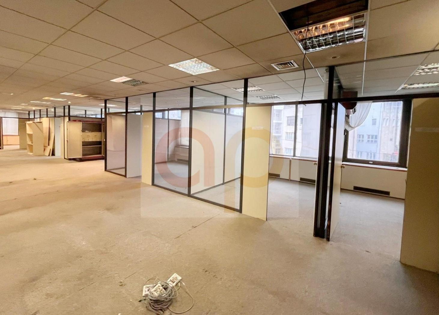 Foto de $2.000.000 - Oficina 437m2 - Retiro - Av. Alem 1100 (JuB), imagen 1