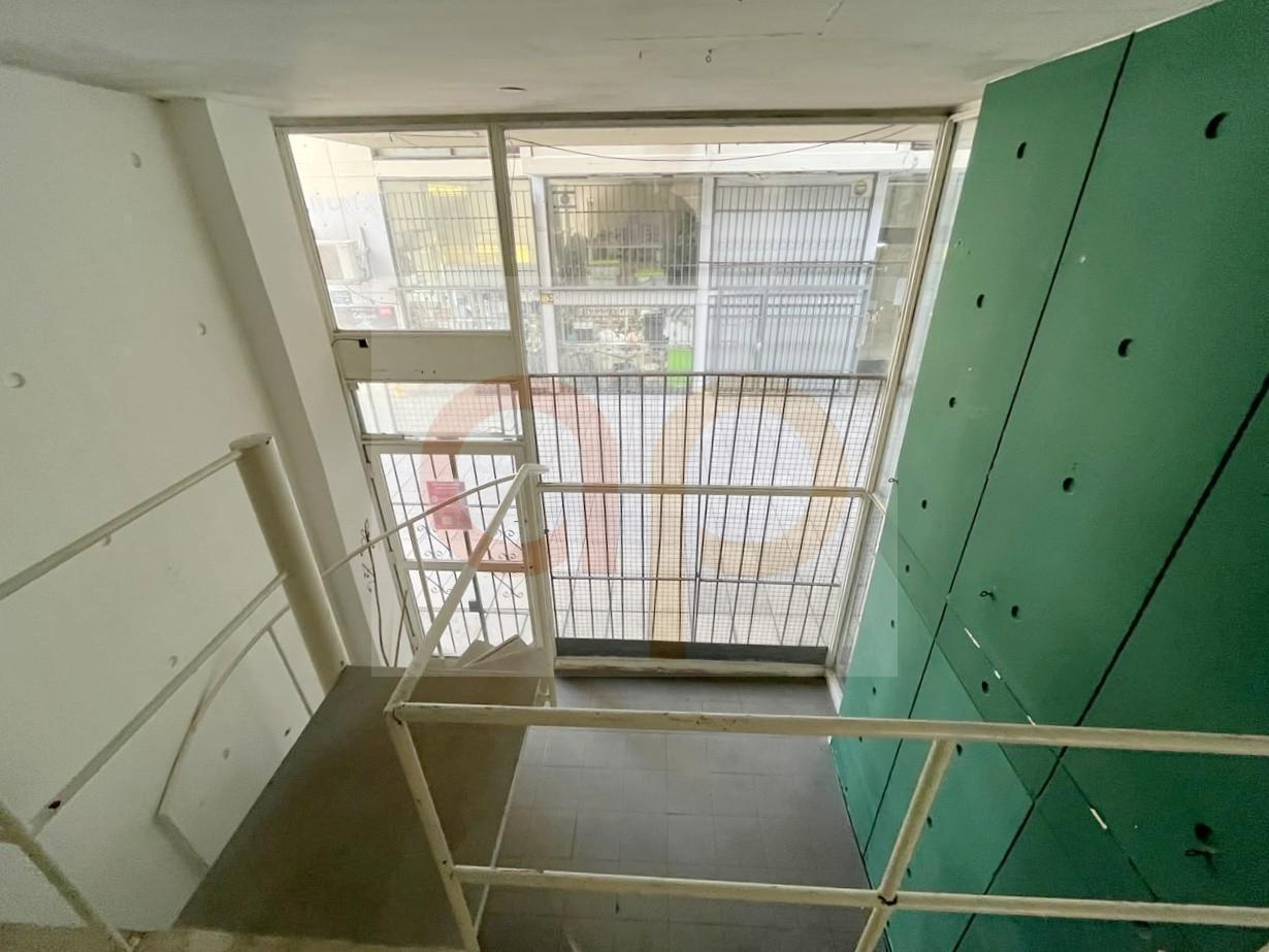 Foto de $1.500.000 - Local a la calle - Balvanera - Larrea 700 (JaD), imagen 4