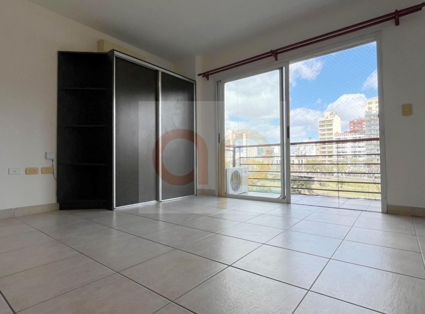 Foto de U$S 59.000 - 1 amb - Constitución- Bernardo Irigoyen 1100 (RoG-D), imagen 1