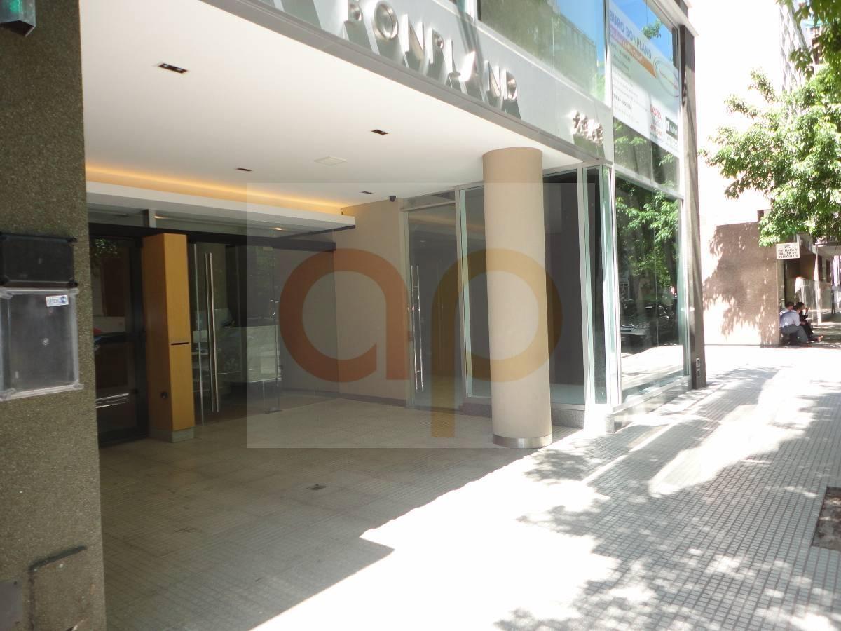 Foto de U$S 175.000 - Oficina 54m2 - Cochera fija cubierta - Bonpland 2300 (AlT), imagen 1