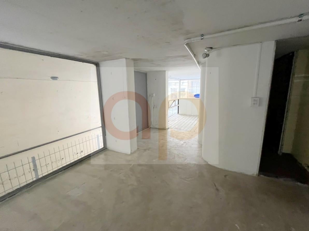 Foto de $1.200.000 - Local a la calle - Balvanera - Larrea 700 (JaD), imagen 5