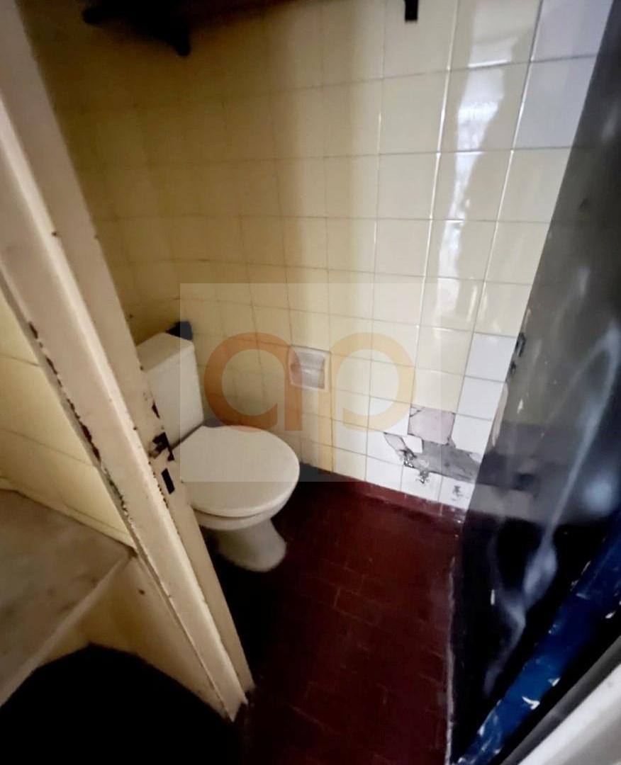 Foto de $1.200.000 - Local a la calle - Balvanera - Larrea 700 (JaD), imagen 4