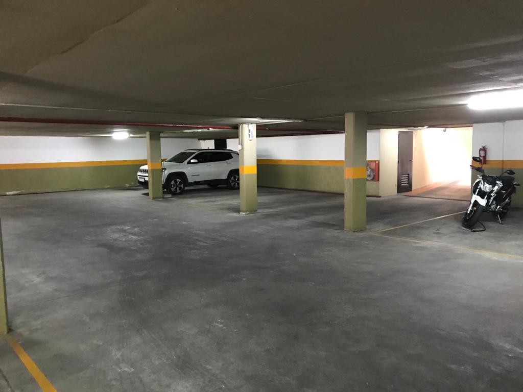 Cochera en Venta en San Isidro Centro 3