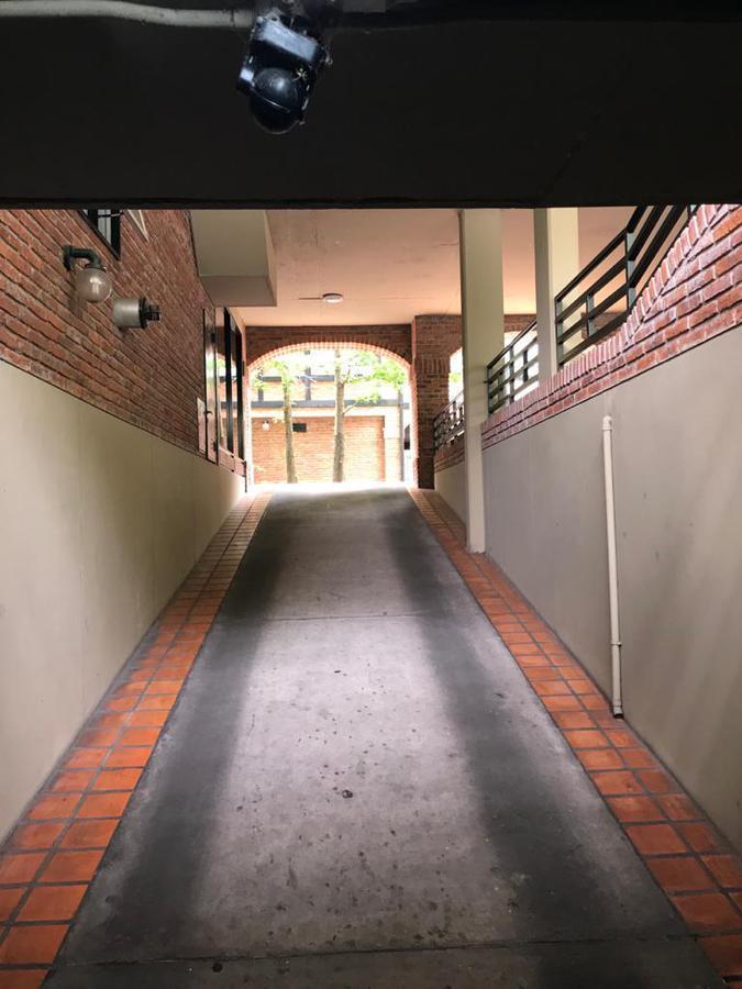 Cochera en Venta en San Isidro Centro 5