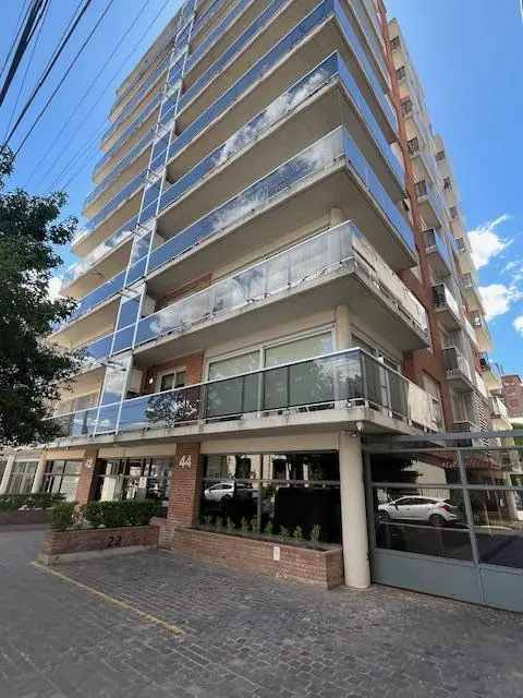 Martinez, muy lindo Departamento en venta de 3 ambientes con cochera 1