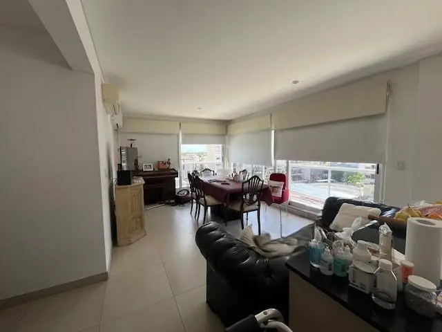 Martinez, muy lindo Departamento en venta de 3 ambientes con cochera 2