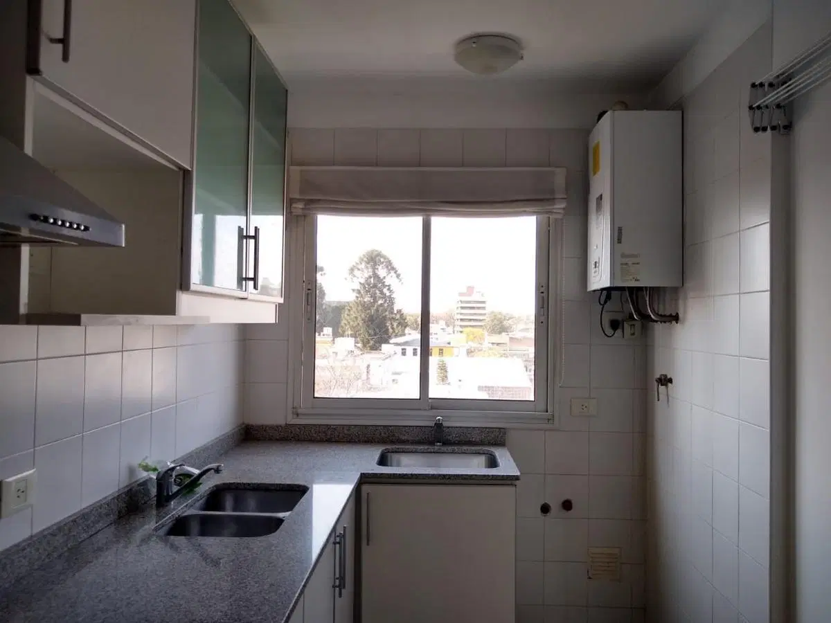 Departamento - en alquiler en San Isidro Centro, 3 ambientes, 2 cocheras 3