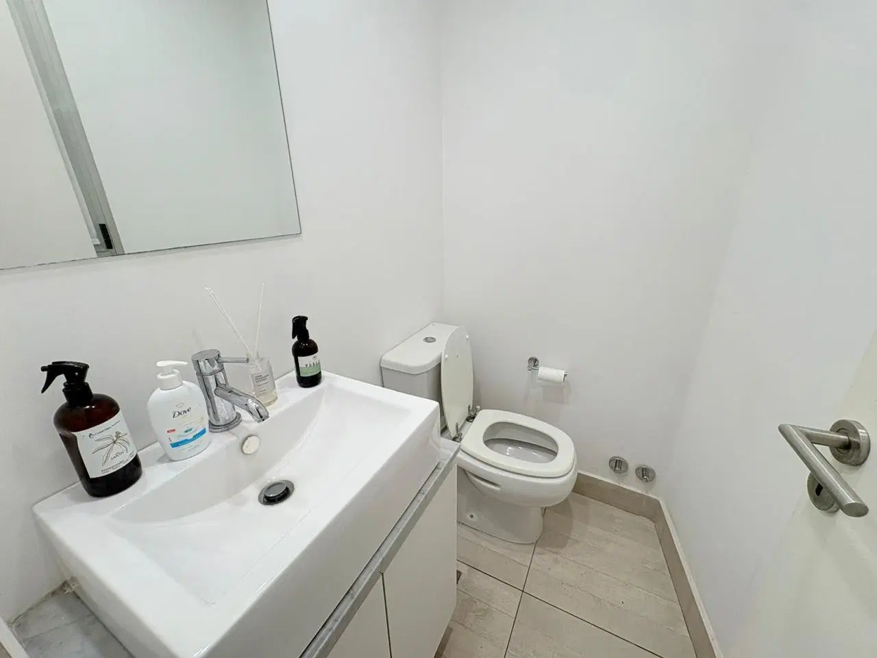 Muy buena casa en alquiler en San Isidro, 3