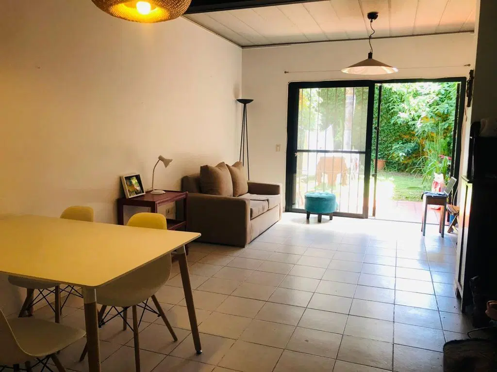 San Isidro, muy linda casita en venta con Jardín 2