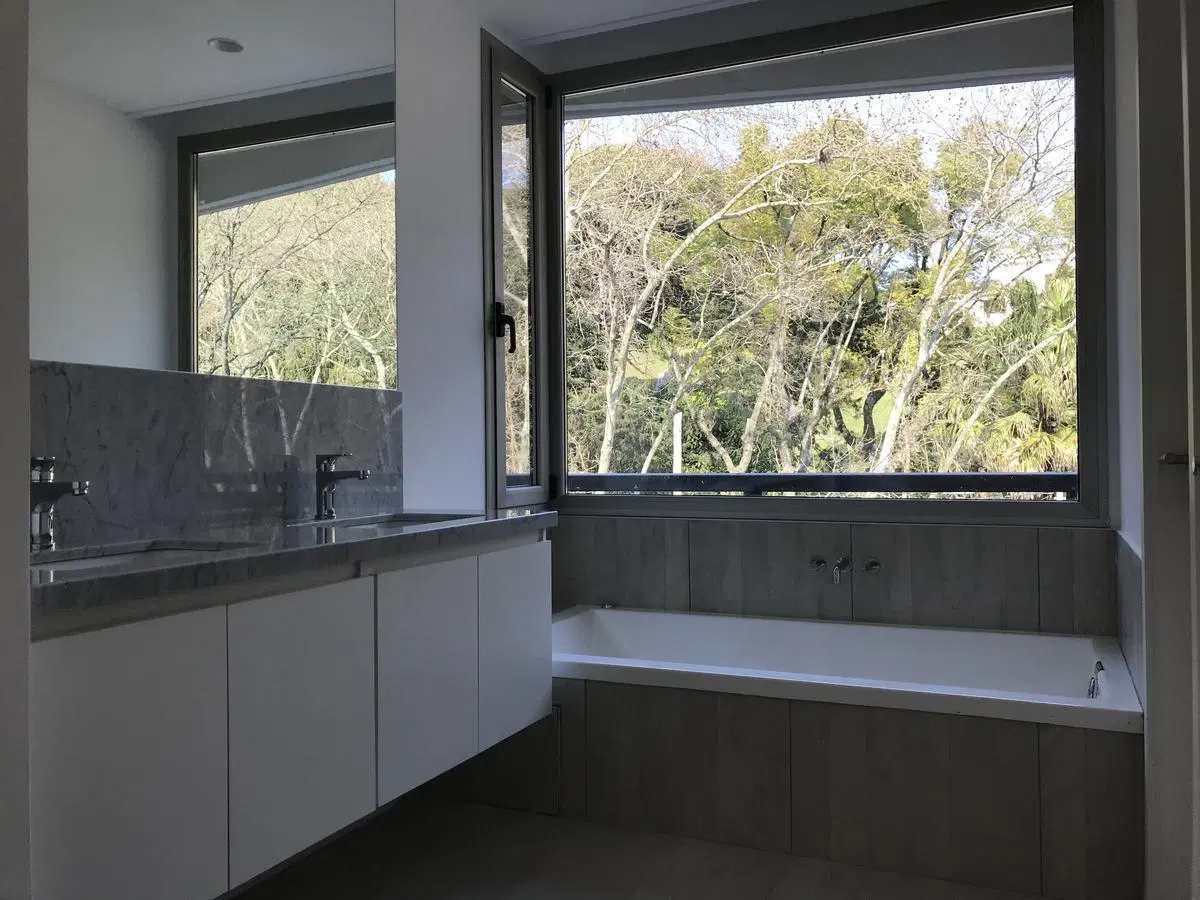Lindísima casa en Alquiler en San Isidro, 3 dormitorios, jardin propio con parrilla 5