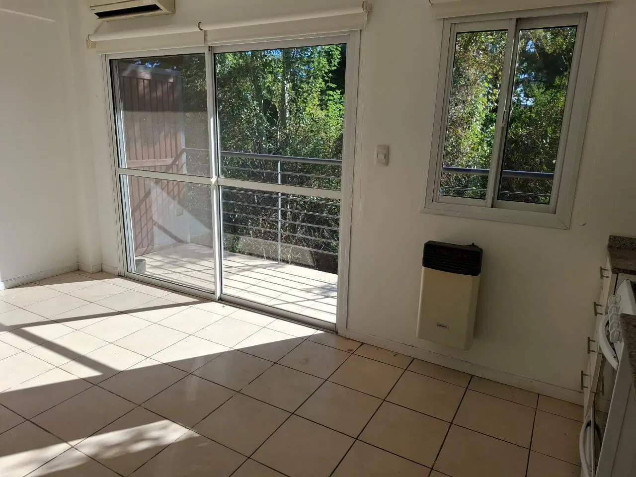Victoria, Departamento en venta de 2 ambientes en muy buen estado , con cochera 3