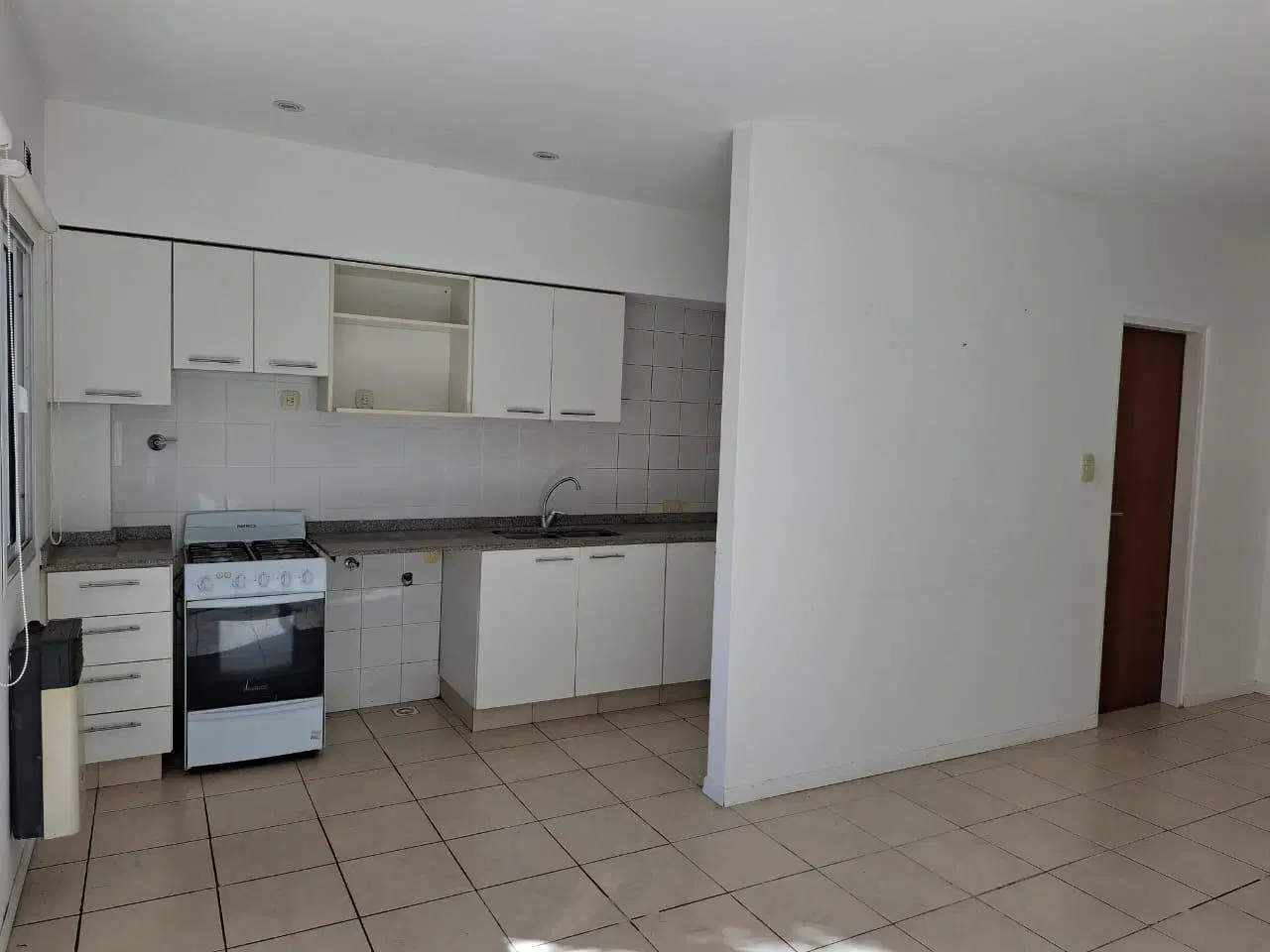 Victoria, Departamento en venta de 2 ambientes en muy buen estado , con cochera 5
