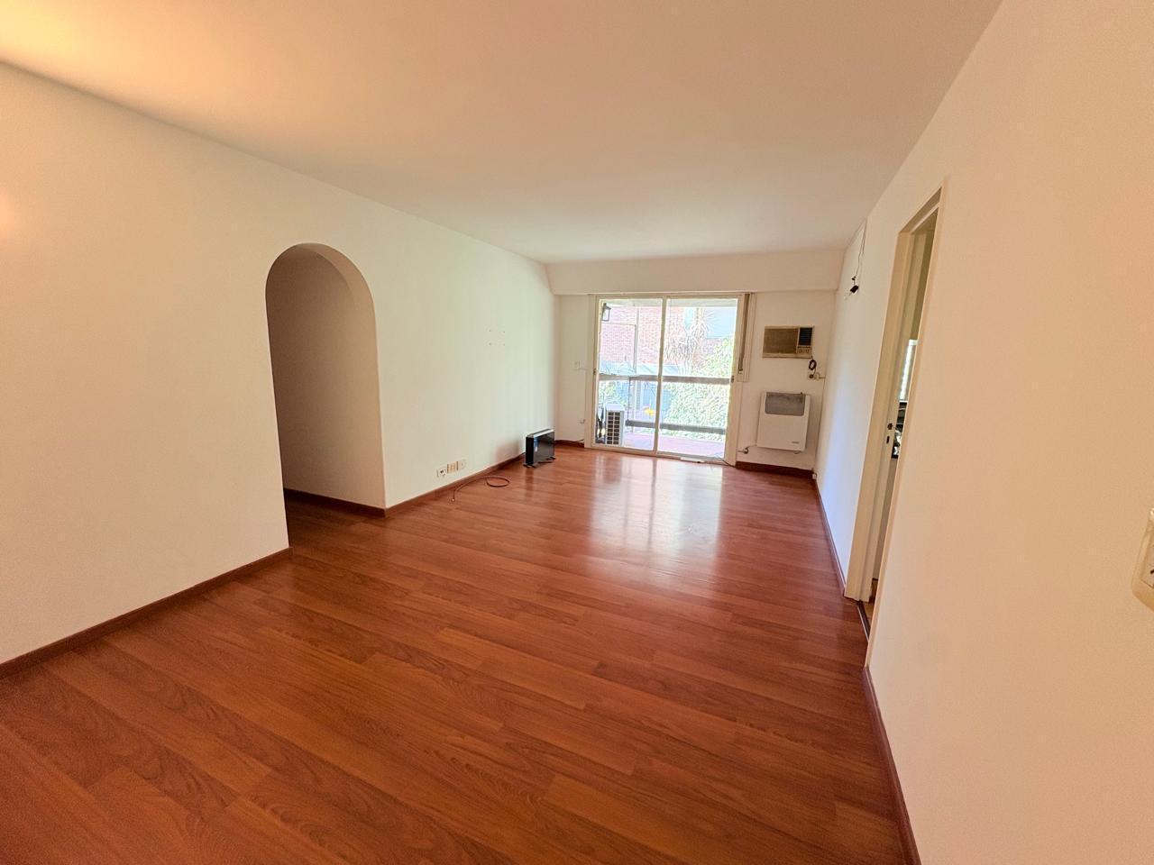 Foto de San Isidro Centro, Departamento en Alquiler, 3 dormitorios cochera, imagen 2