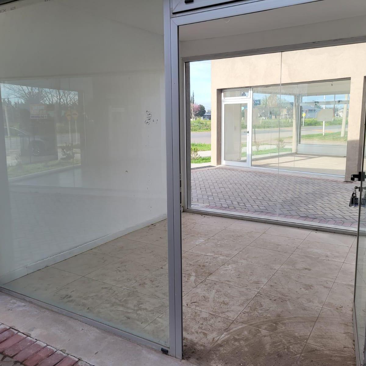 Local en Venta Los Lapachos, Perez 2