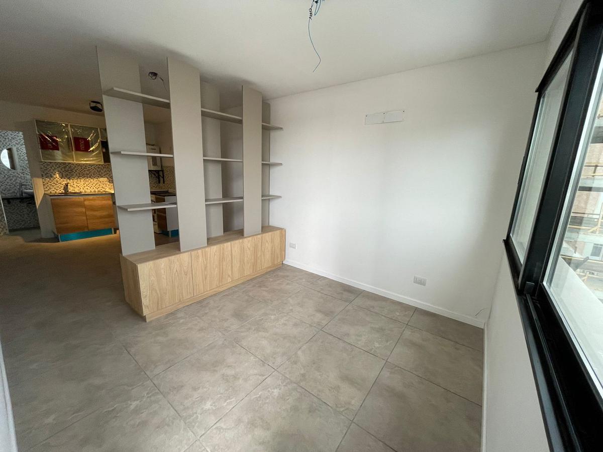Foto de Excelente departamento monoambiente con balcón venta Ovidio Lagos al, imagen 2