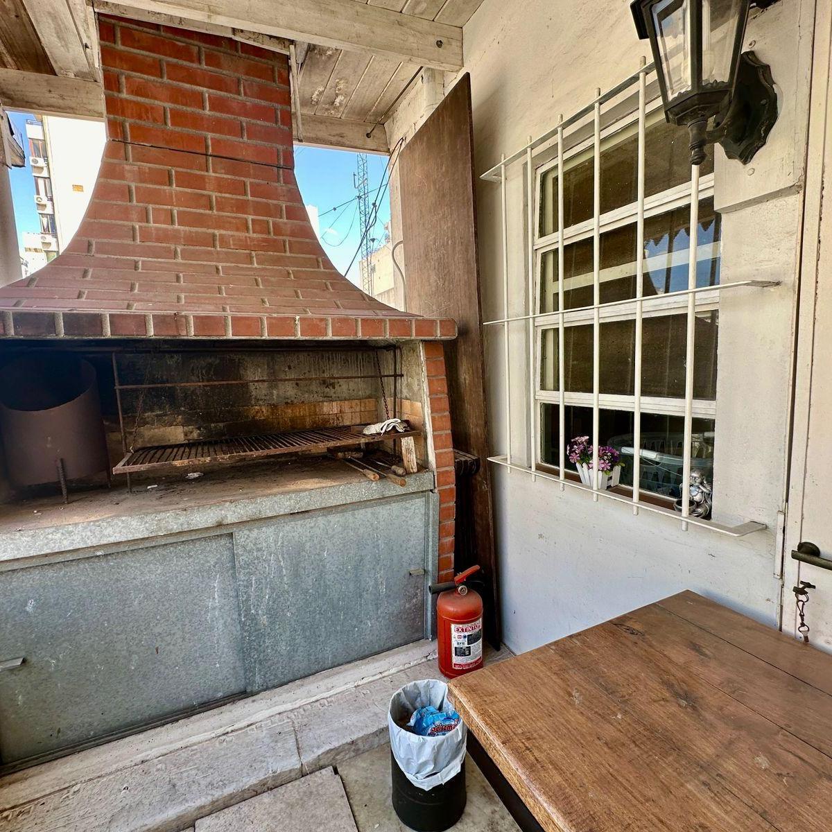 Excelente Casa en Venta Laprida Al 1500 Rosario 4