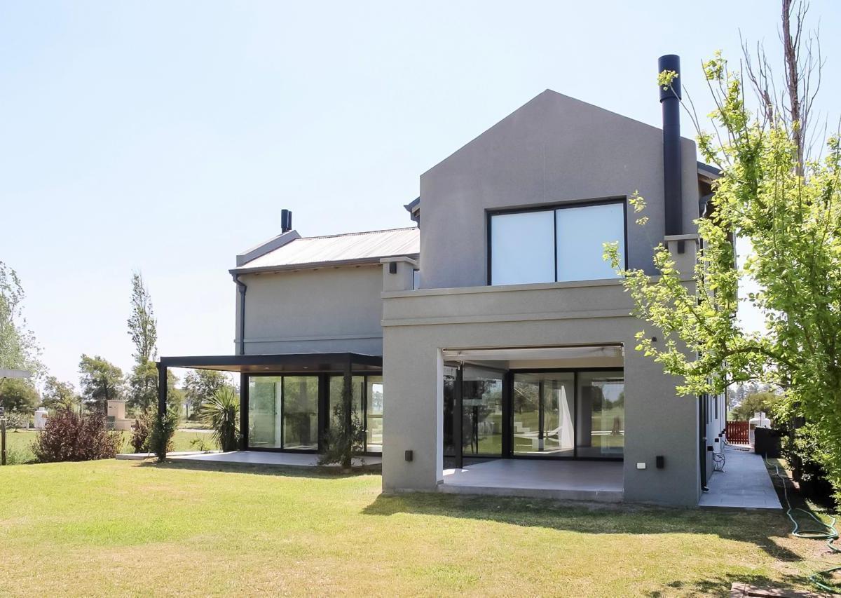 Casa en Estancia La Rinconada en Venta Excelente 3