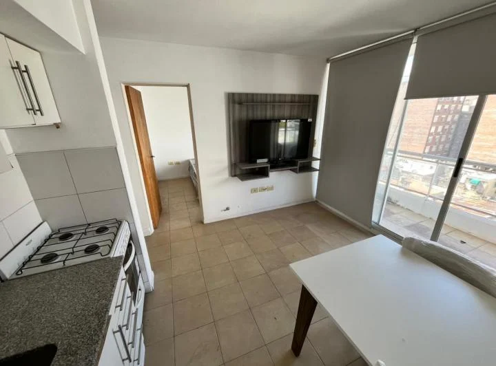 Departamento de un dormitorio en Alquiler amoblado ubicado sobre Balcarce 1300 3