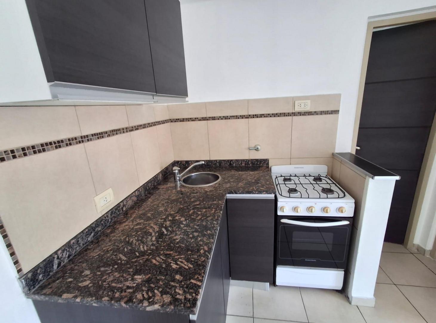 Foto de Departamento 1 dormitorio en Alquiler ubicado en 3 de Febrero al 3200, imagen 2