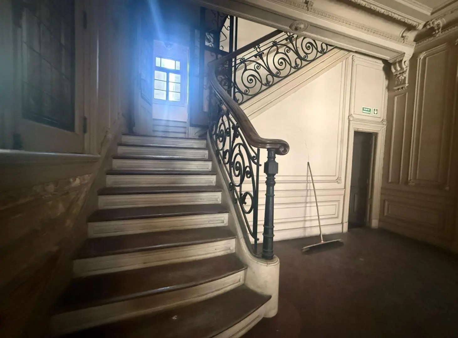 Residencia señorial de categoría en el centro – Ideal institución o uso corporativo 8