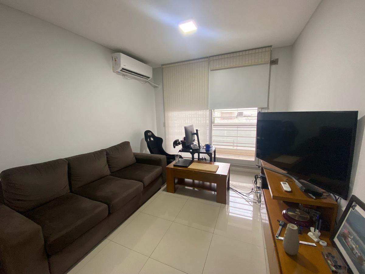 Alquiler departamento Italia al 300 Centro de Rosario