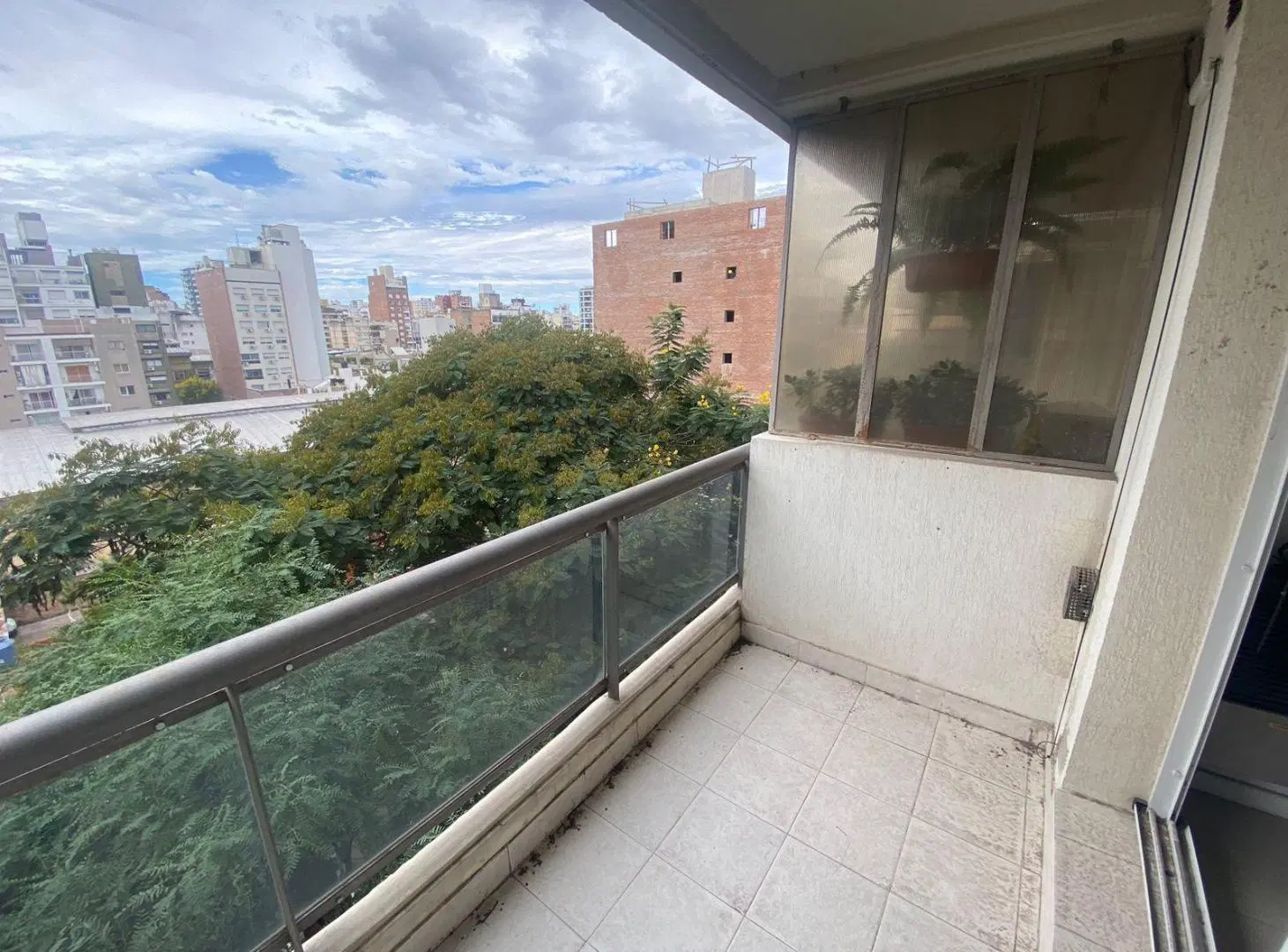Alquiler departamento Italia al 300 Centro de Rosario 4