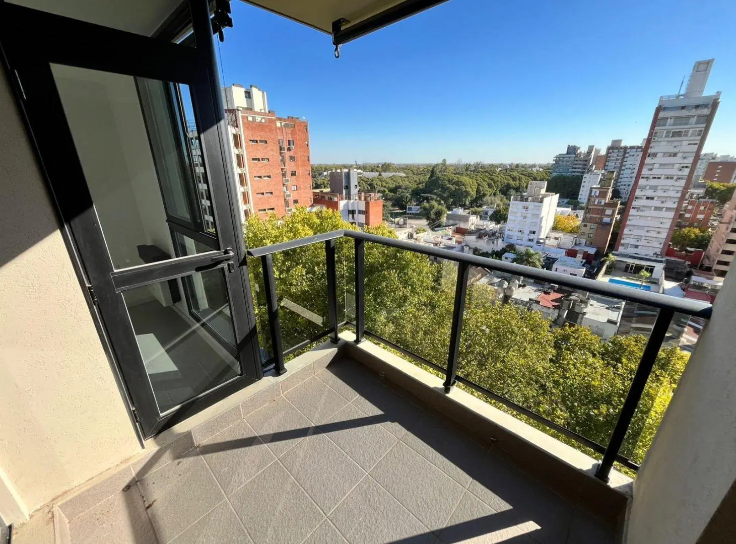 Departamento en Santiago y Pellegrini Rosario Alquiler Piscina Parrilla 1