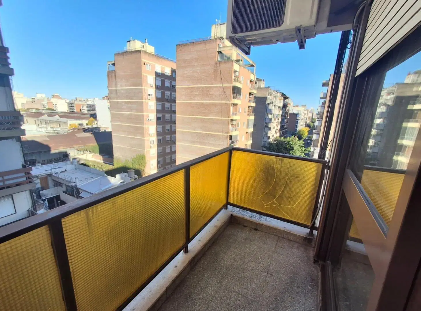 Departamento de un dormitorio en alquiler Italia al 1200 5