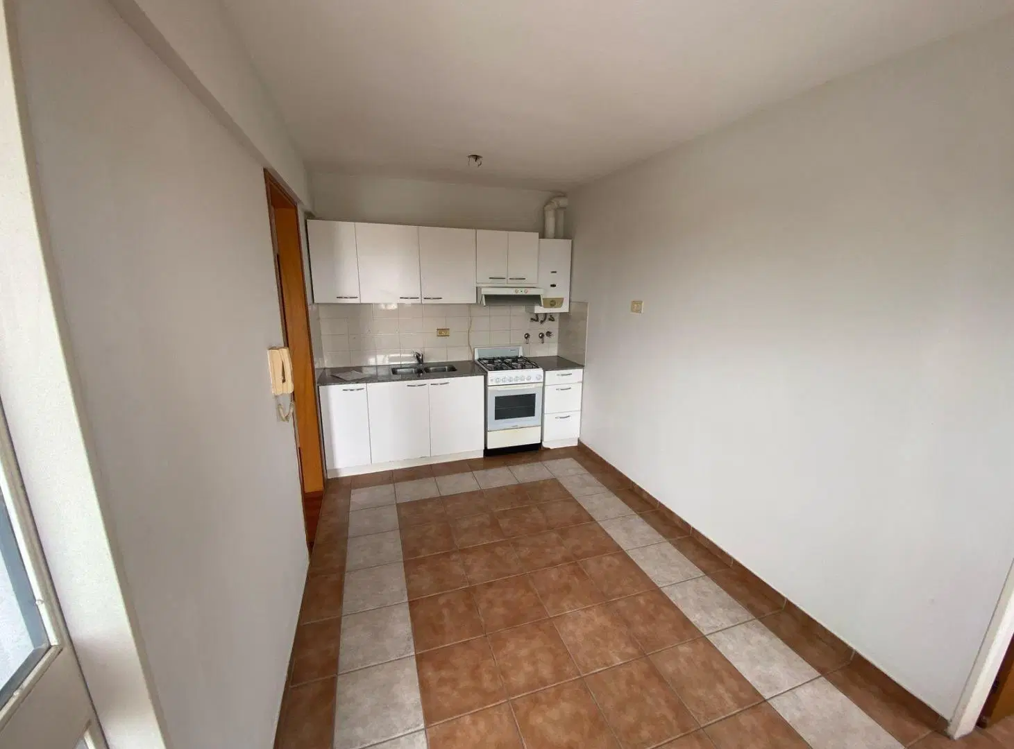 Departamento de dos dormitorios con cochera en Alquiler y Venta Salta 2300 Rosario Apto Credito 5