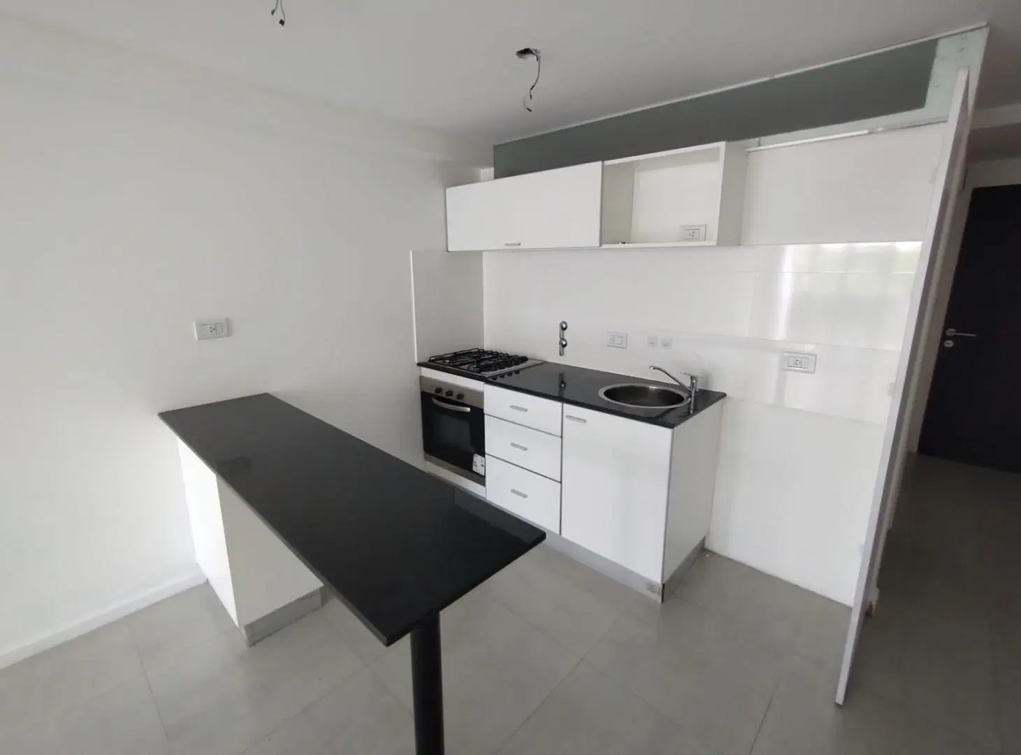 Departamento en Alquiler monoambiente en Rosario Rodriguez al 1100 3