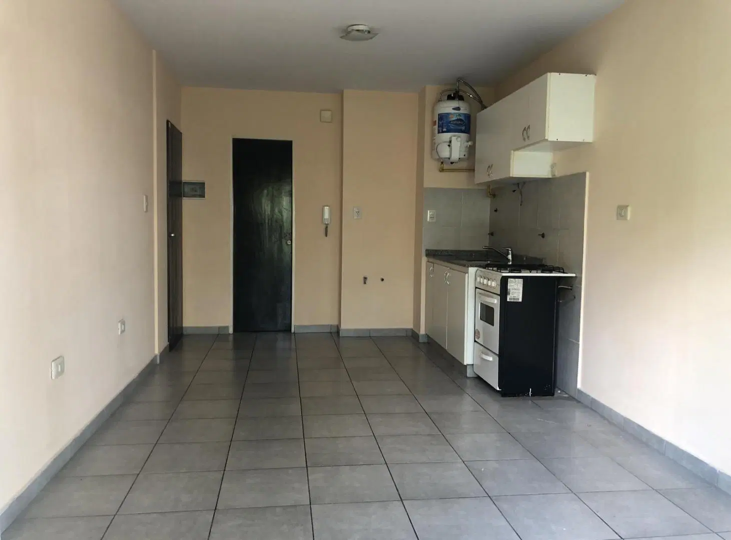 Alquiler Departamento con balcón al frente en Barrio Lourdes 3 de Febrero 2600  Rosario 5