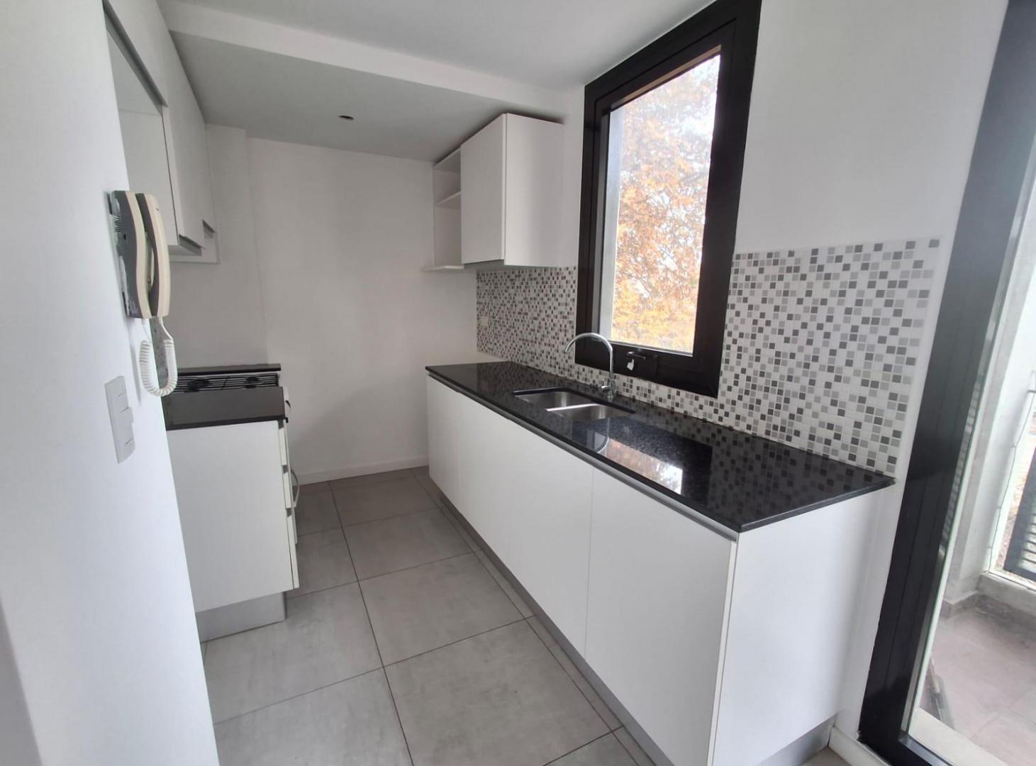 Departamento de un dormitorio en alquiler Iriondo y San Juan Rosario Echesortu