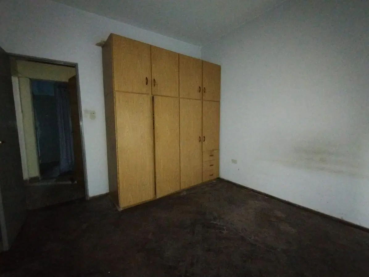 Casa en alquiler dos dormitorios cuenta con cochera doble en san lorenzo al 8100 Fisherton 2