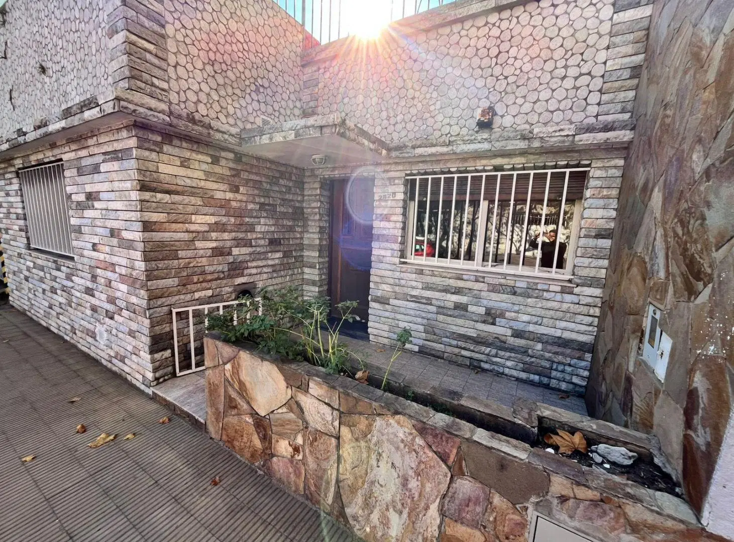 Casa a la venta de tres dormitorios en Barrio Parque Casado 3