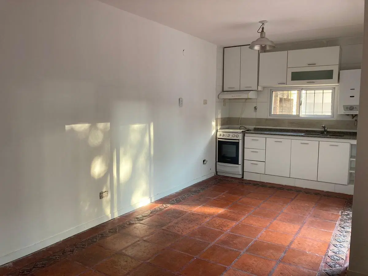 Excelente casa de dos dormitorios en Venta Agustin Alvarez 200 Rosario Floridai 2