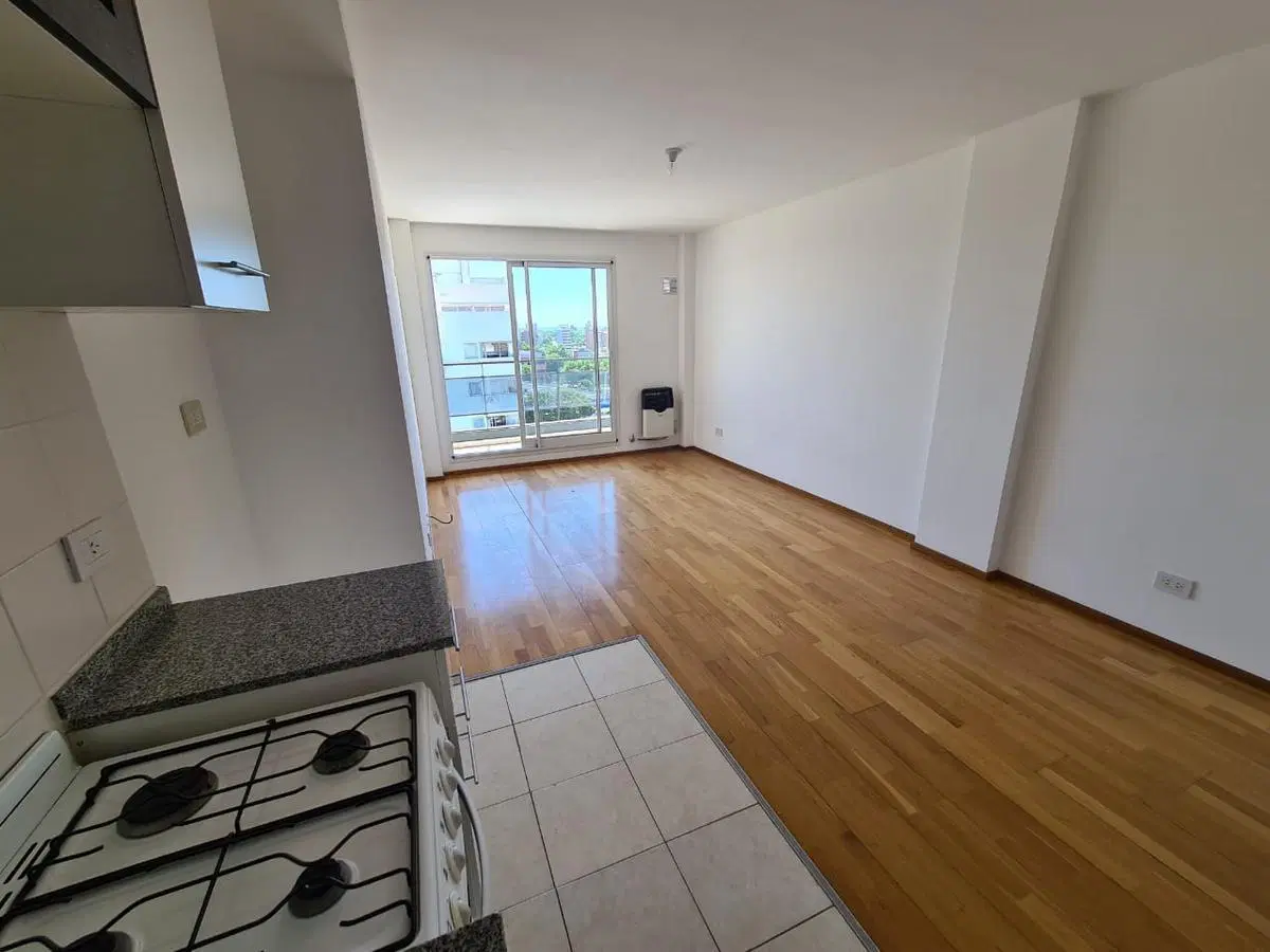 Excelente departamento en Alquiler Av Francia 1600 2
