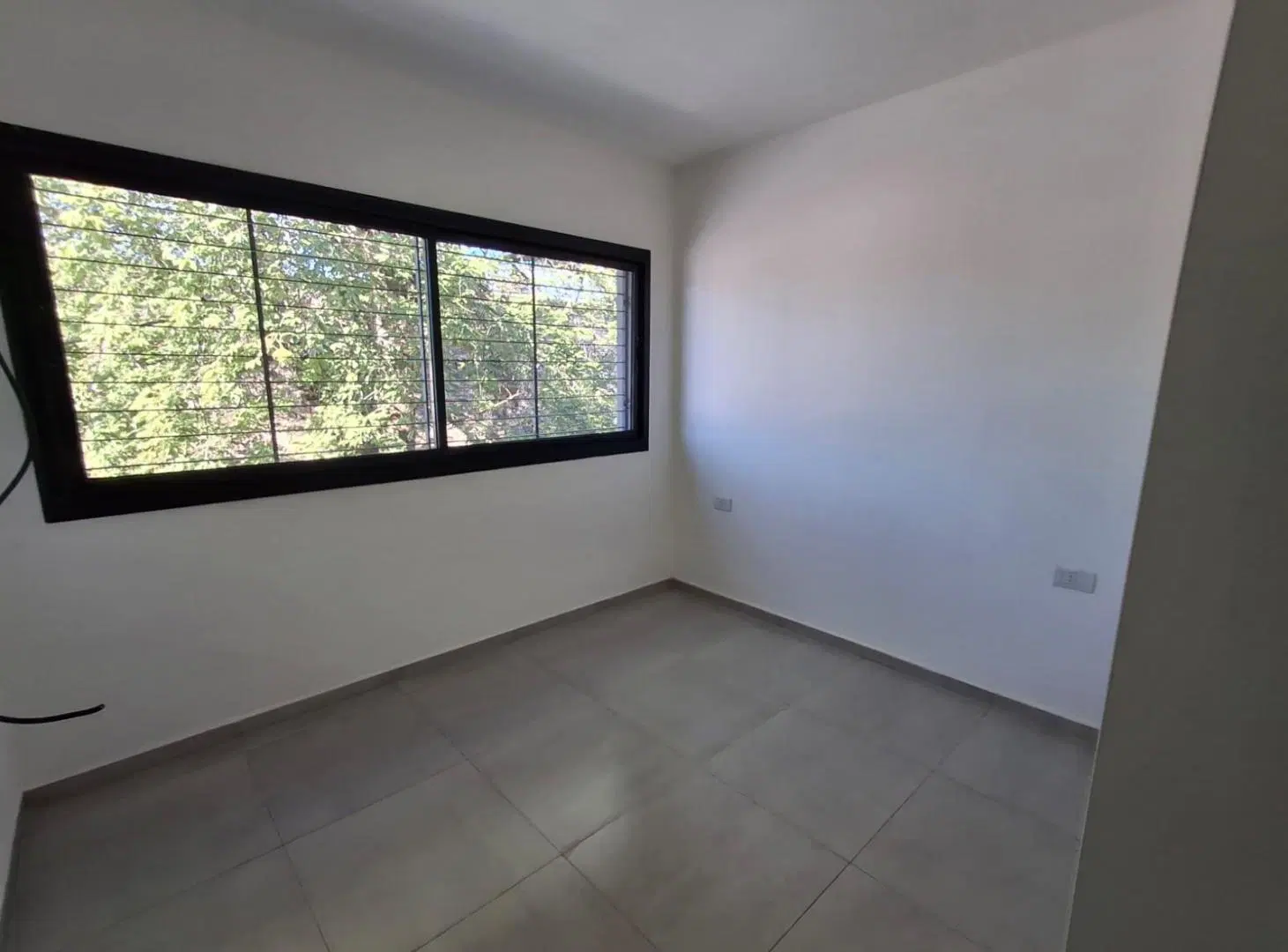 Alquiler Almafuerte al 1700 Rosario Departamento de un dormitorios de pasillo 8