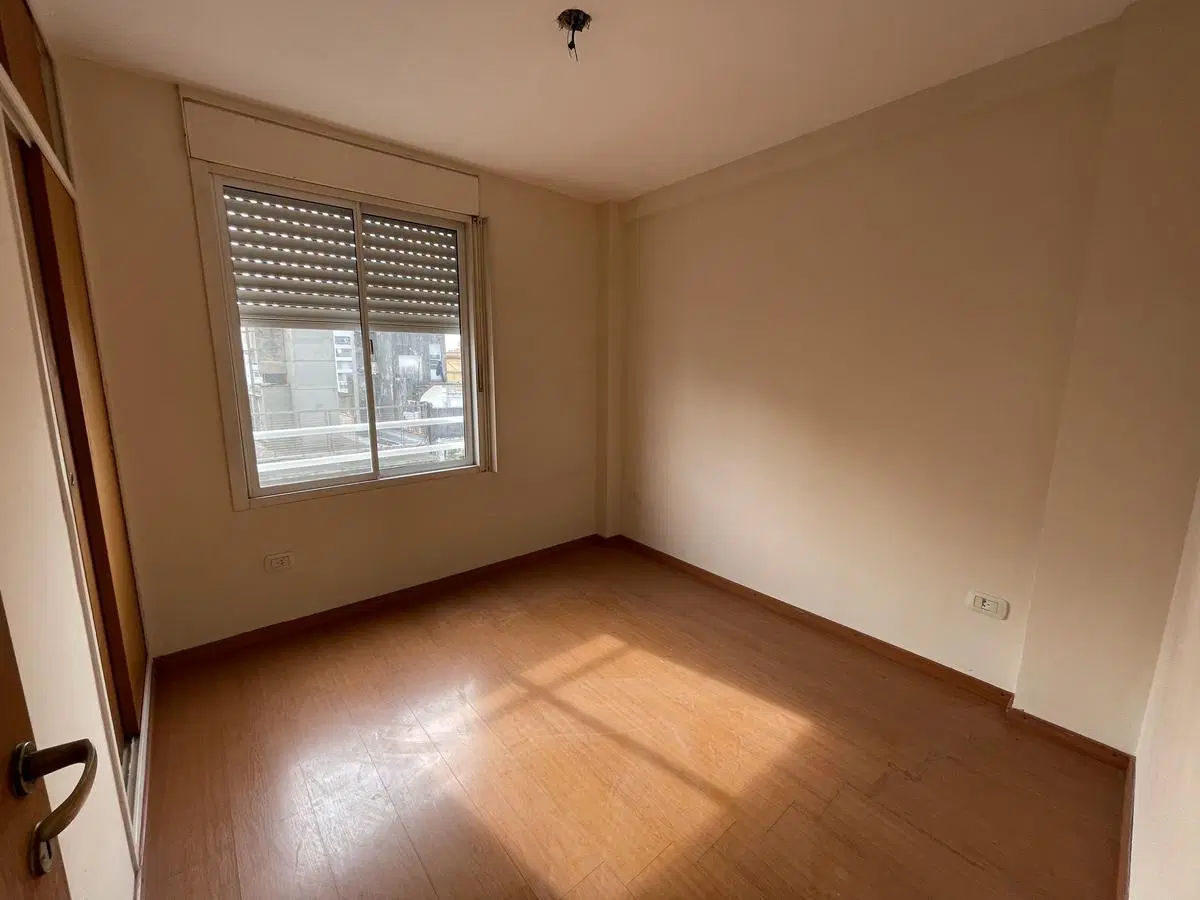 Impecable departamento en Alquiler ubicado en San Juan al 600 2