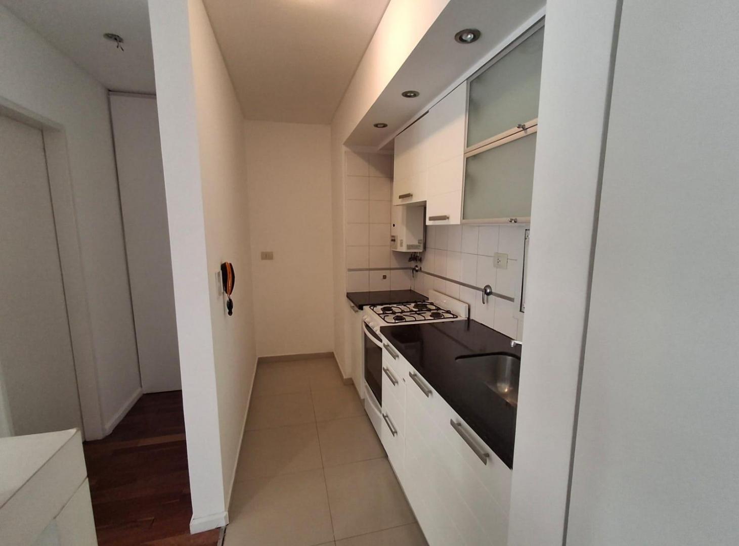 Foto de Departamento de 1 dormitorio en alquiler con vestidor balcón y amenities Montevideo 1300 Rosario, imagen 3