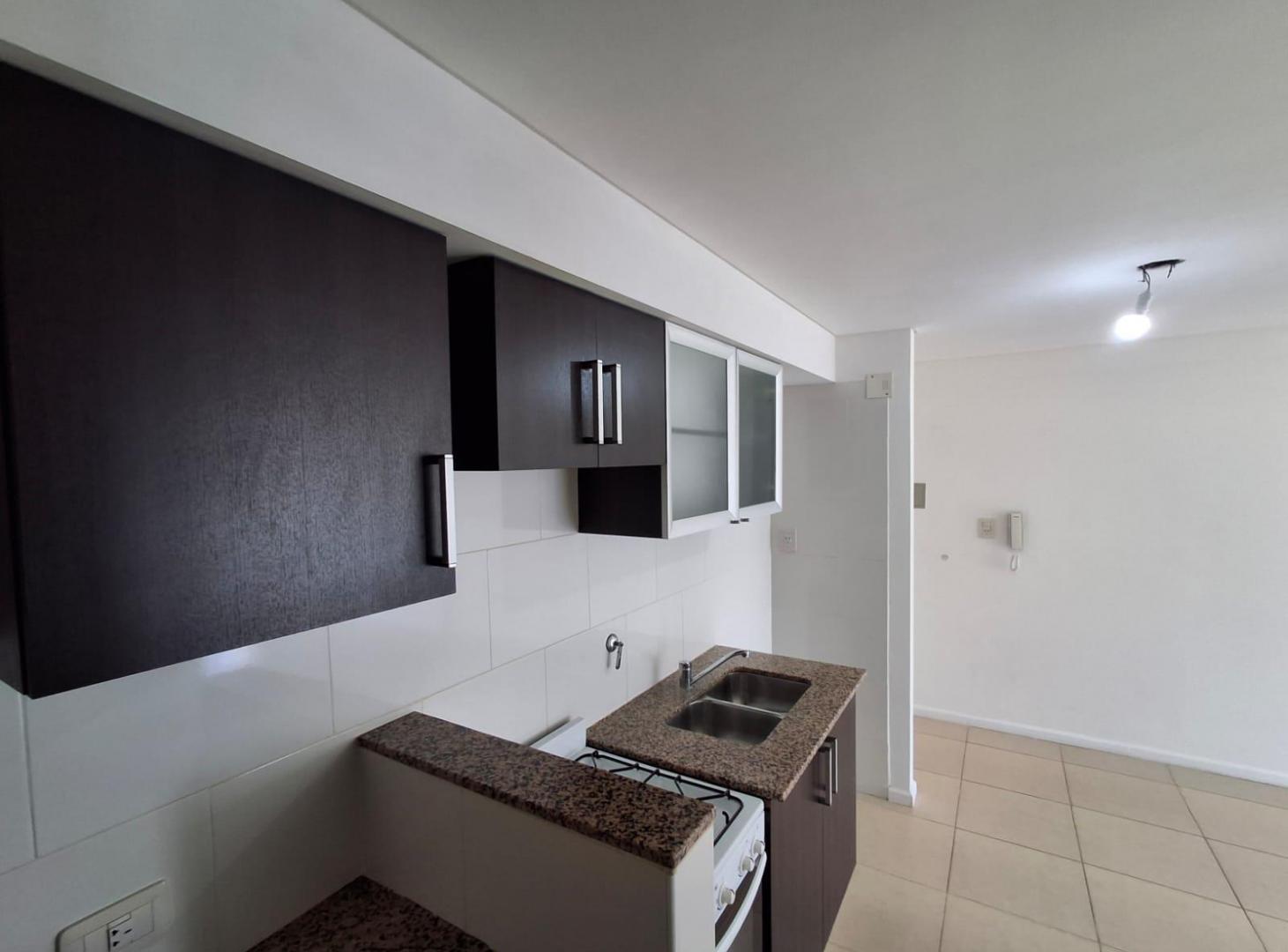 Foto de Departamento de un dormitorio en alquiler en Tucuman al 1300, imagen 1