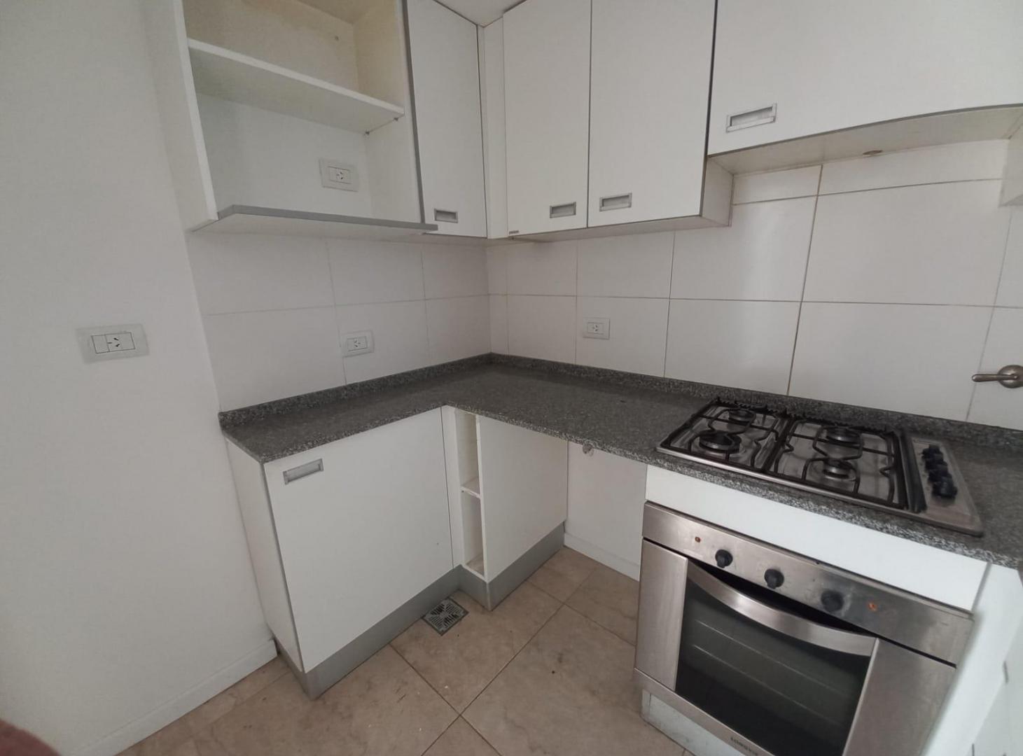 Foto de Departamento de 1 dormitorio en alquiler con balcón Salta 2400 Rosario, imagen 4