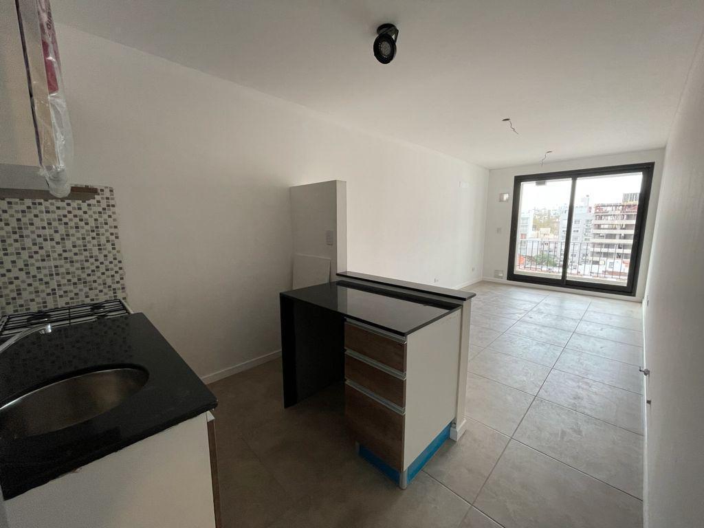 Foto de Excelente departamento de un dormitorio sobre Ovidio Lagos al 600, imagen 4