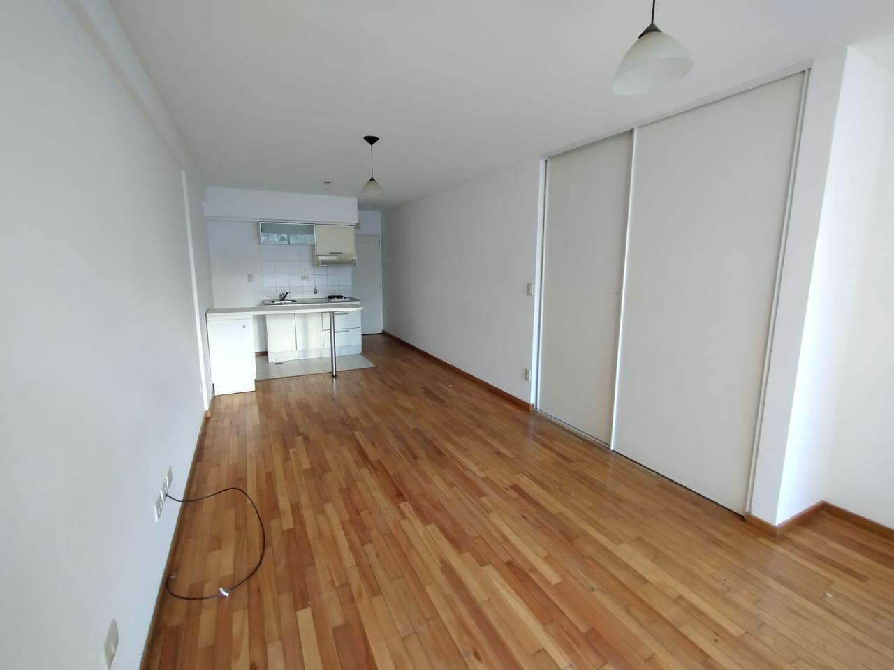 Foto de Excelente amplio departamento monoambiente, imagen 4