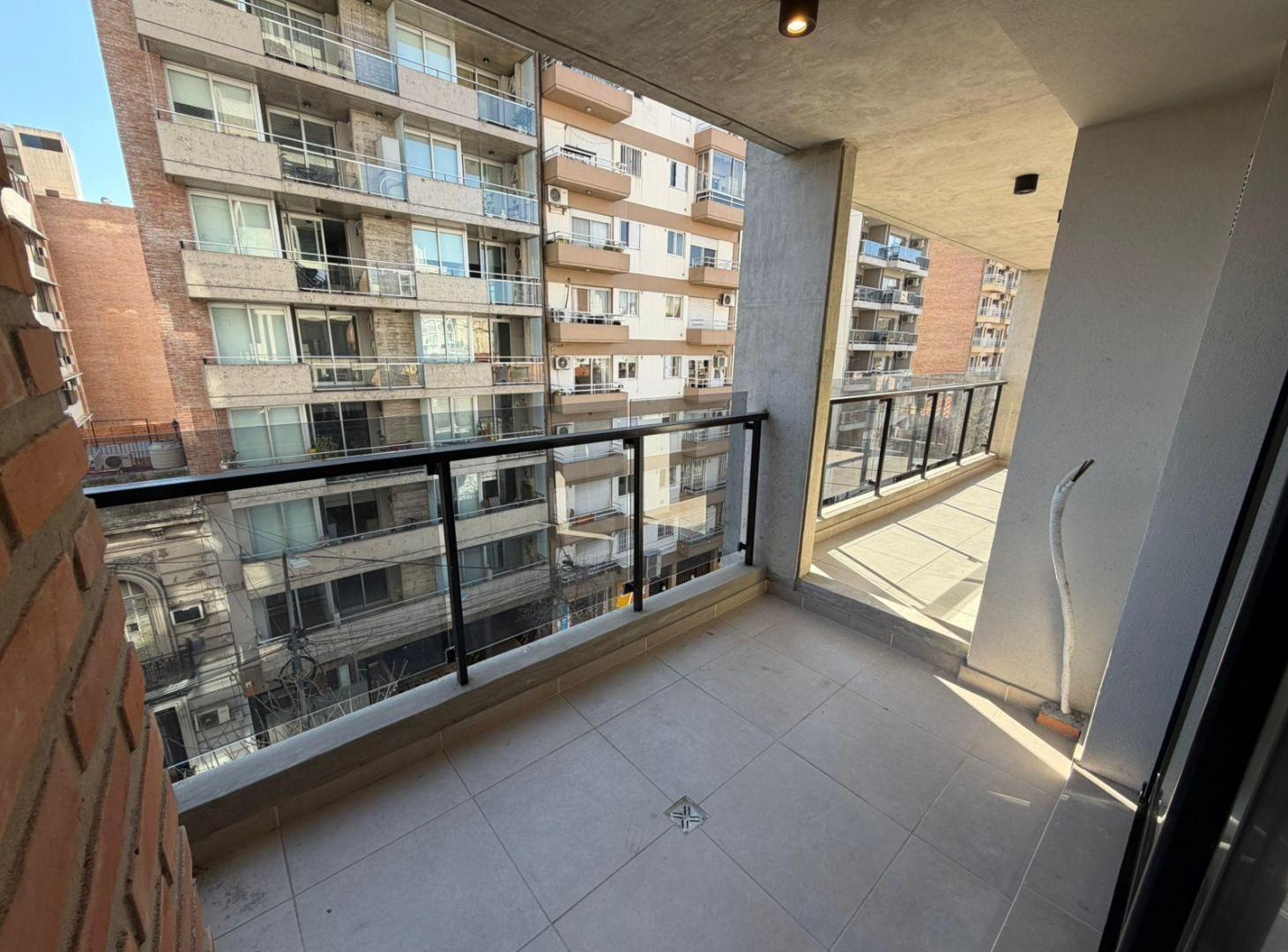 Foto de VENTA Semipisos de 1 y 2 dormitorios en Santa Fe 2373 Rosario, imagen 3